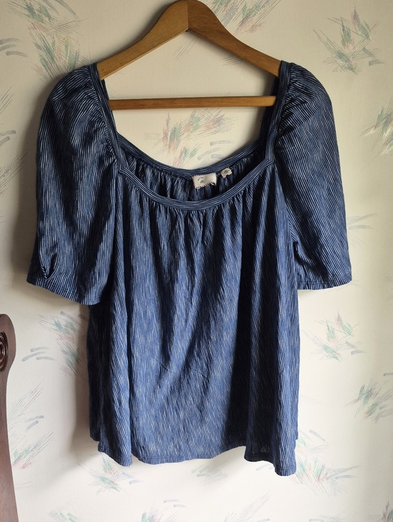 Anthropologie Tops - Anthropologie Postage Stamp Blue Striped Print Top Small